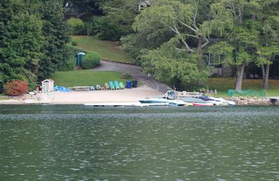 Candlewood Springs on candlewood lake
